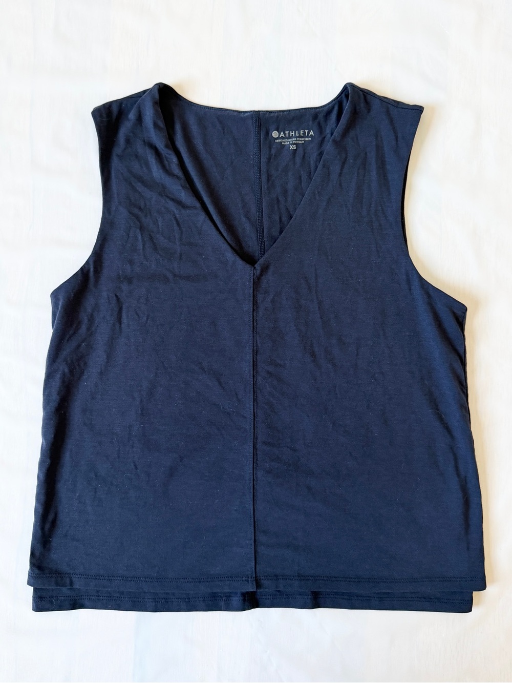 Athleta double layer V-neck tank top navy blue UPF 50+ center front seam XS